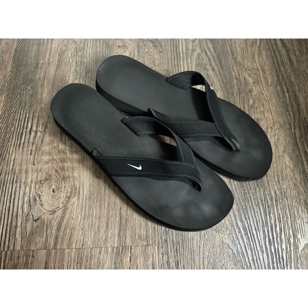 Nike Celso Thong Sandals Size 12 Womens 314870-011